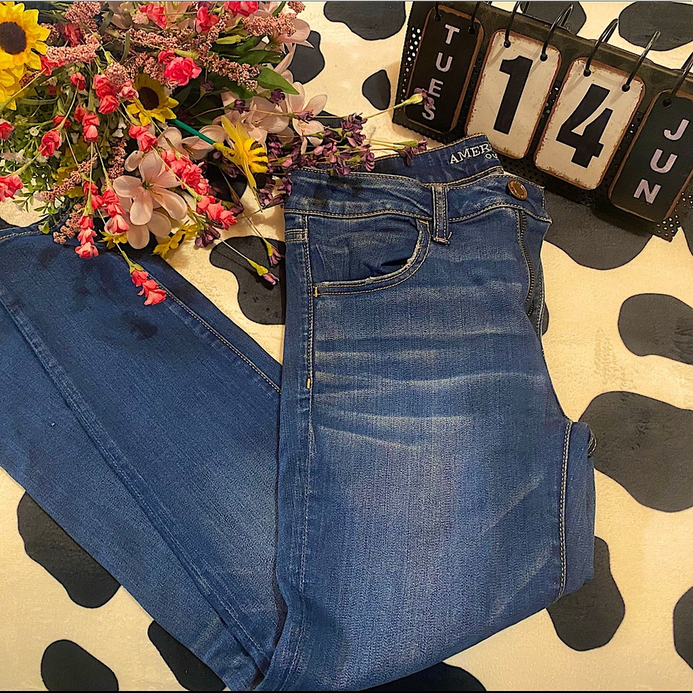 American Eagle Size 8 Short Skinny Jeans Dark Wash